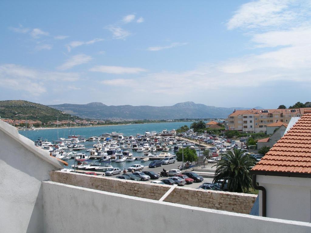 Apartments Madirazza Trogir Exterior photo